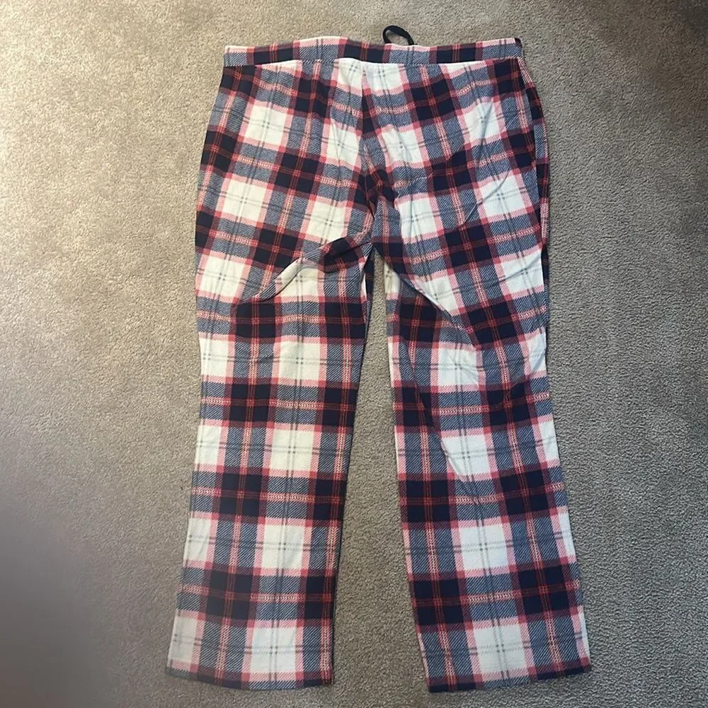 Old Navy Plaid Fleece Pajama Pants!
